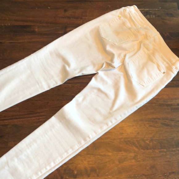 🎉HP!🎉Two by Vince Camuto Skinny Jeans - Picture 7 of 8